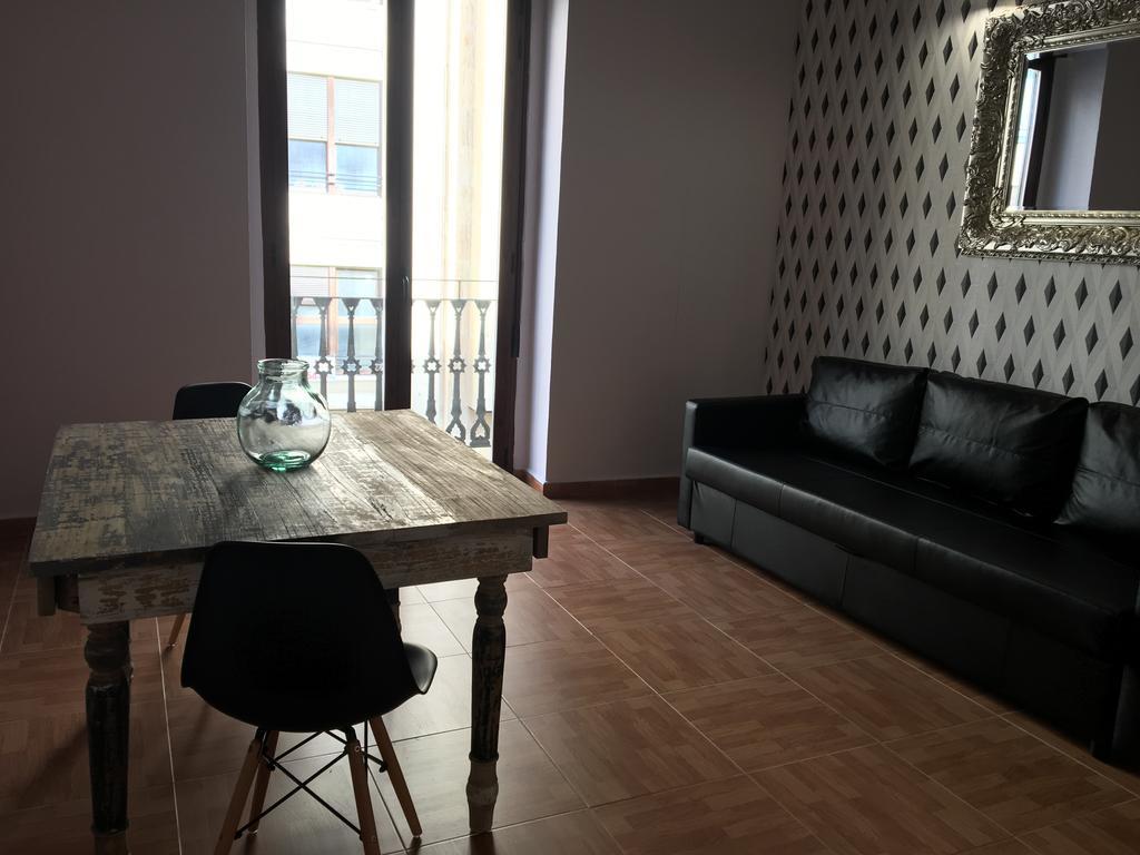 Kirei Apartment San Vicente Valencia Luaran gambar