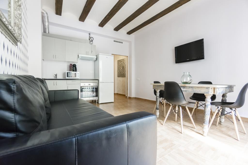 Kirei Apartment San Vicente Valencia Luaran gambar