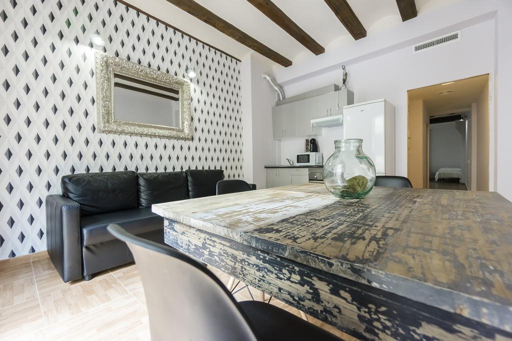 Kirei Apartment San Vicente Valencia Luaran gambar