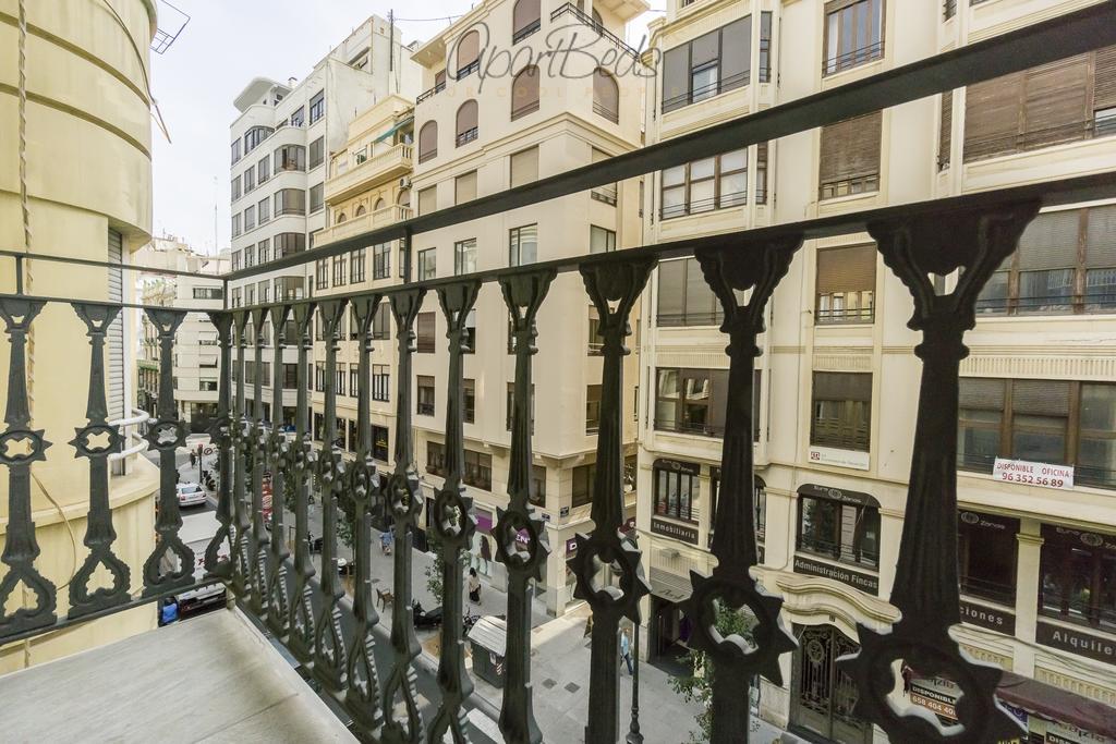 Kirei Apartment San Vicente Valencia Luaran gambar